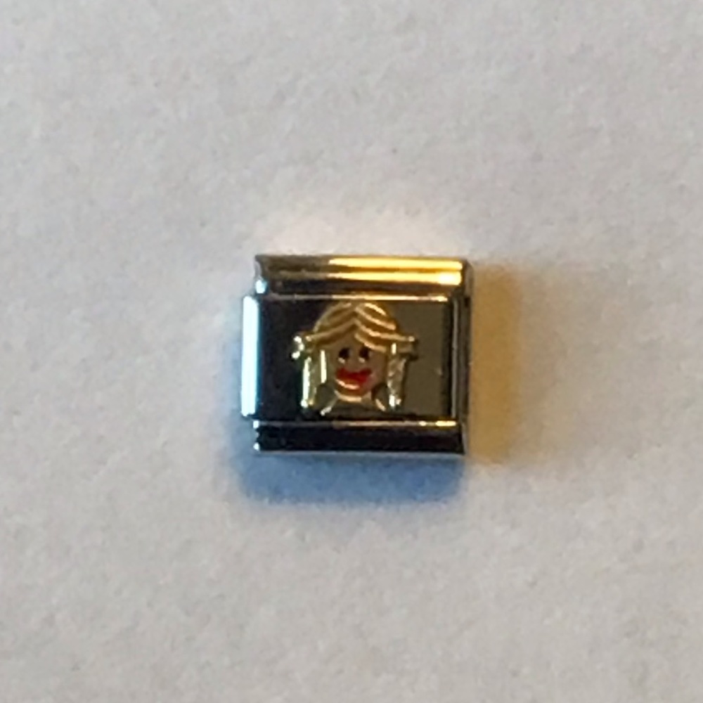 18kt “Little Girl” Nomination Charm